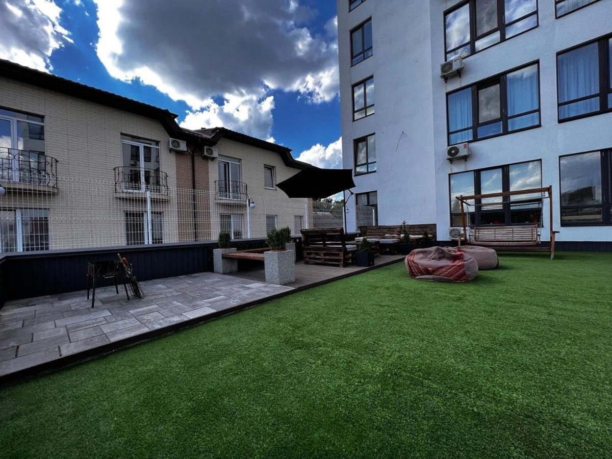 Nyvky Like Home - Studio - Apt 35 Kiev Dış mekan fotoğraf